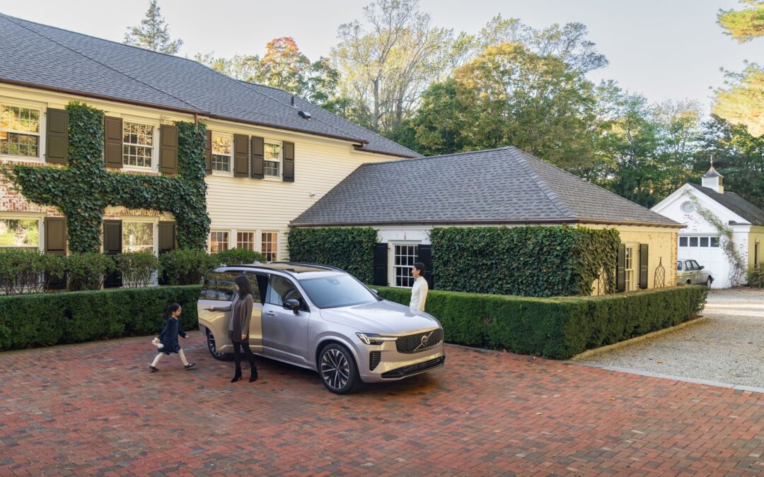 2026 Volvo XC90 T8 AWD Ultra Review: A Swede Escape